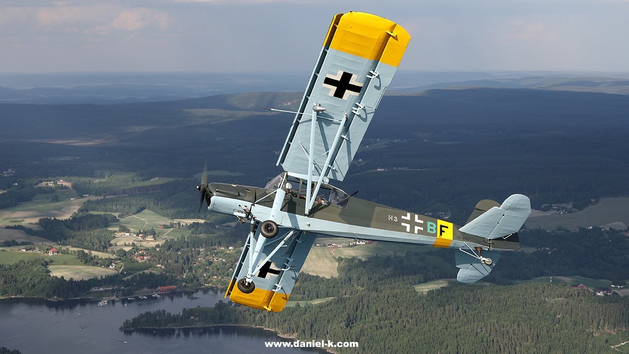 Flying in 1944 original Fieseler Storch