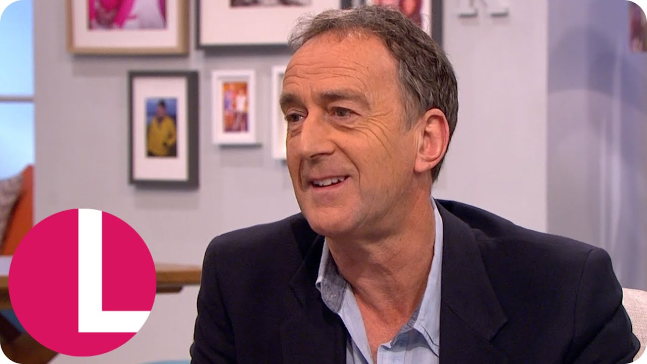 Angus Deayton Talks Performing At The Edinburgh Festival | Lorraine