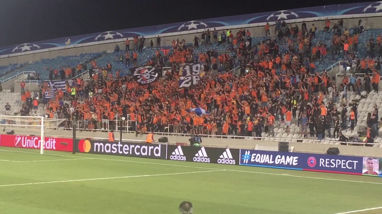 APOEL ULTRAS - ΑΠΟΕΛΑΡΑ ΟΝΕΙΡΟ ΤΡΕΛΛΟ. Τα τσιμέντα ακόμα τραγουδούν!!!