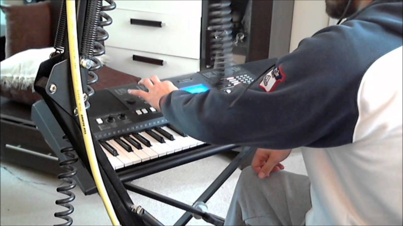 Yamaha PSR e423  DEMO -1 (midi) Milano - Brązowe Oczy
