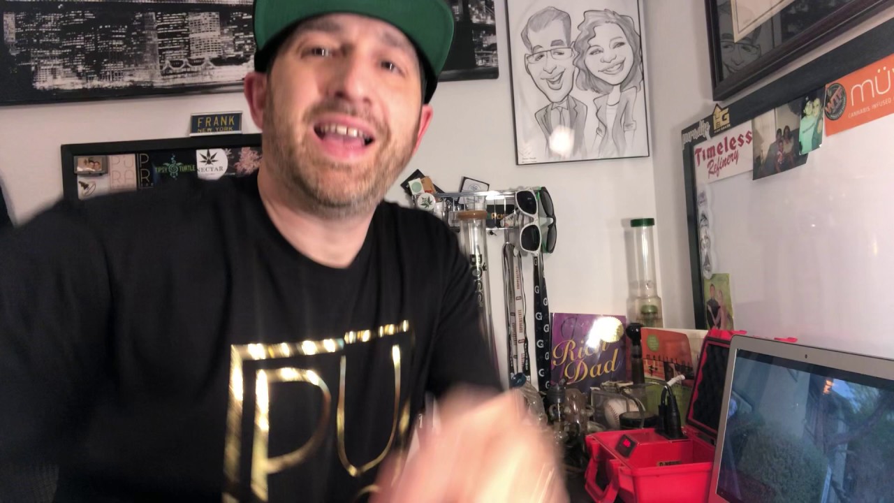 Strain Reviews w/ Tommy Tokes Ep.36 Roswell Clean Concentrates Shatter
