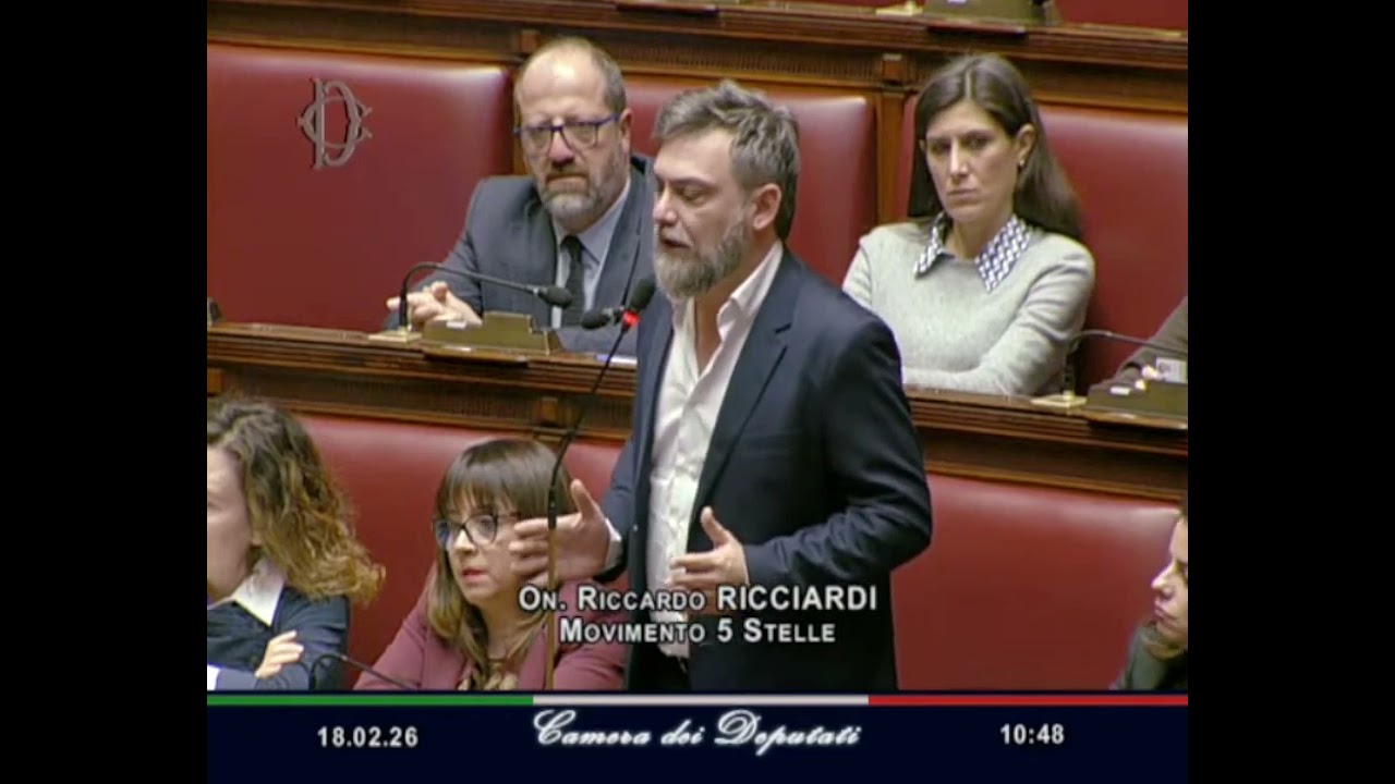 Ricciardi incastra la destra: 