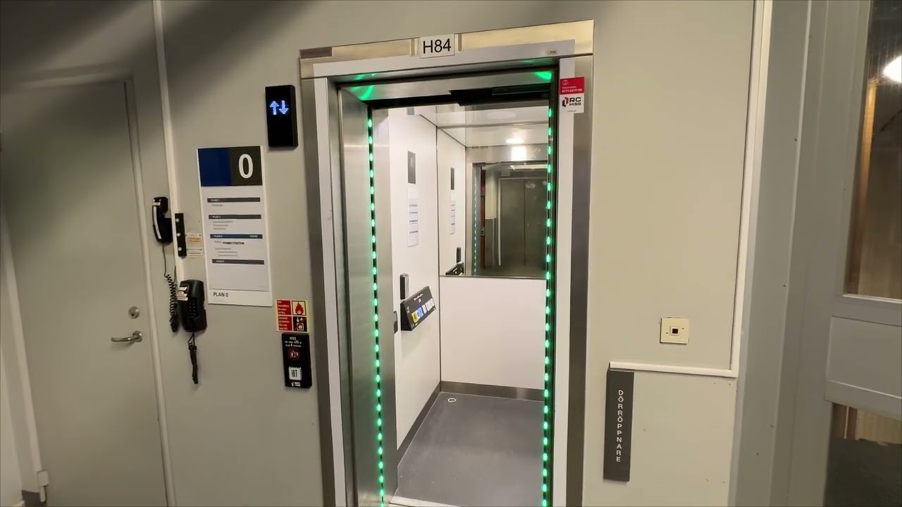 2023 RC Hisservice & mid 2010s ALT MRL Traction elevators @ Sahlgrenska hospital, Göteborg, Sweden
