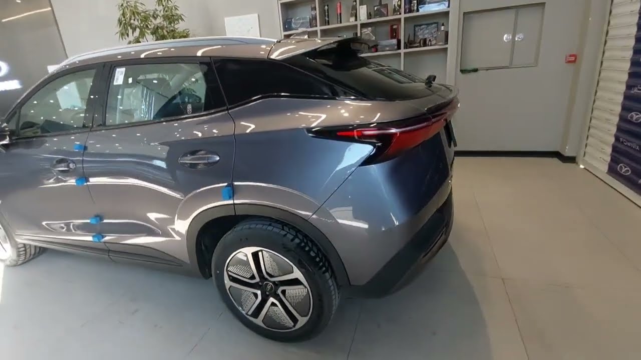 Brand-New Electric SUV/Interior & Exterior (No Talking)
