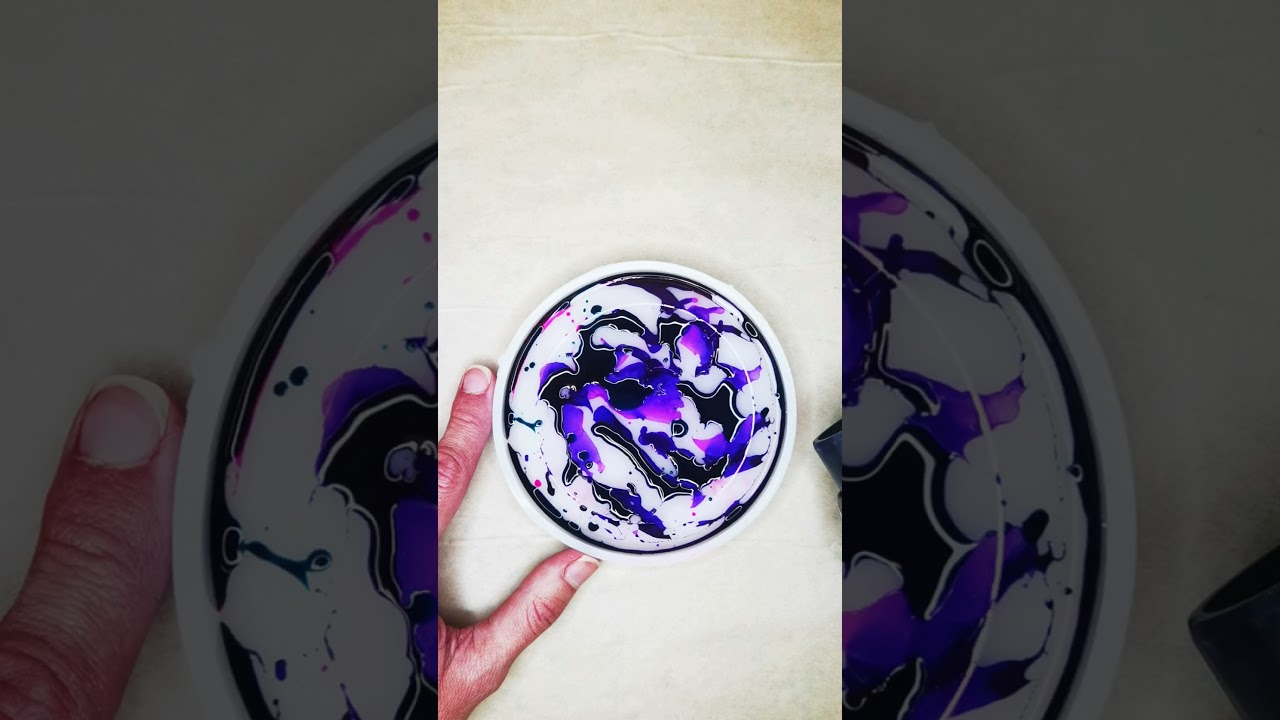 Pi&ntilde;ata Alcohol Ink and Resin