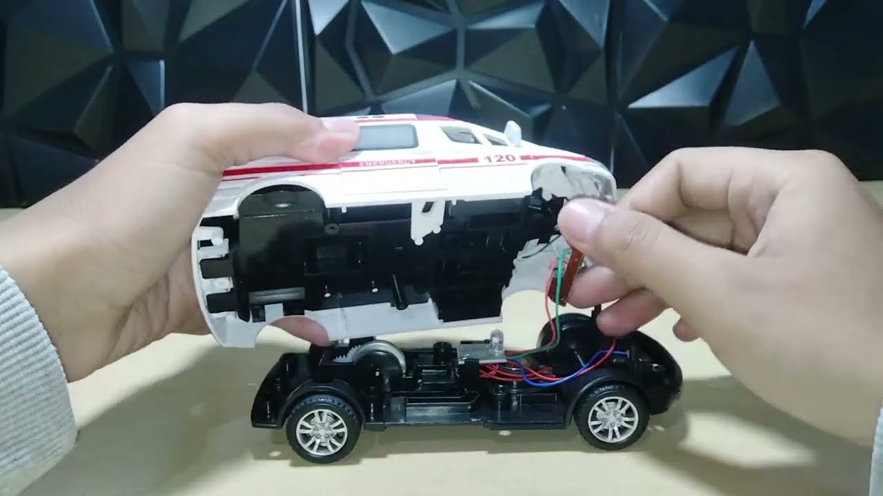 Cara Memasang Bagian Diecast Ambulan Mercy Sirine Skala 1/32 || 1/32 スケール救急車ダイキャストの組み立て方