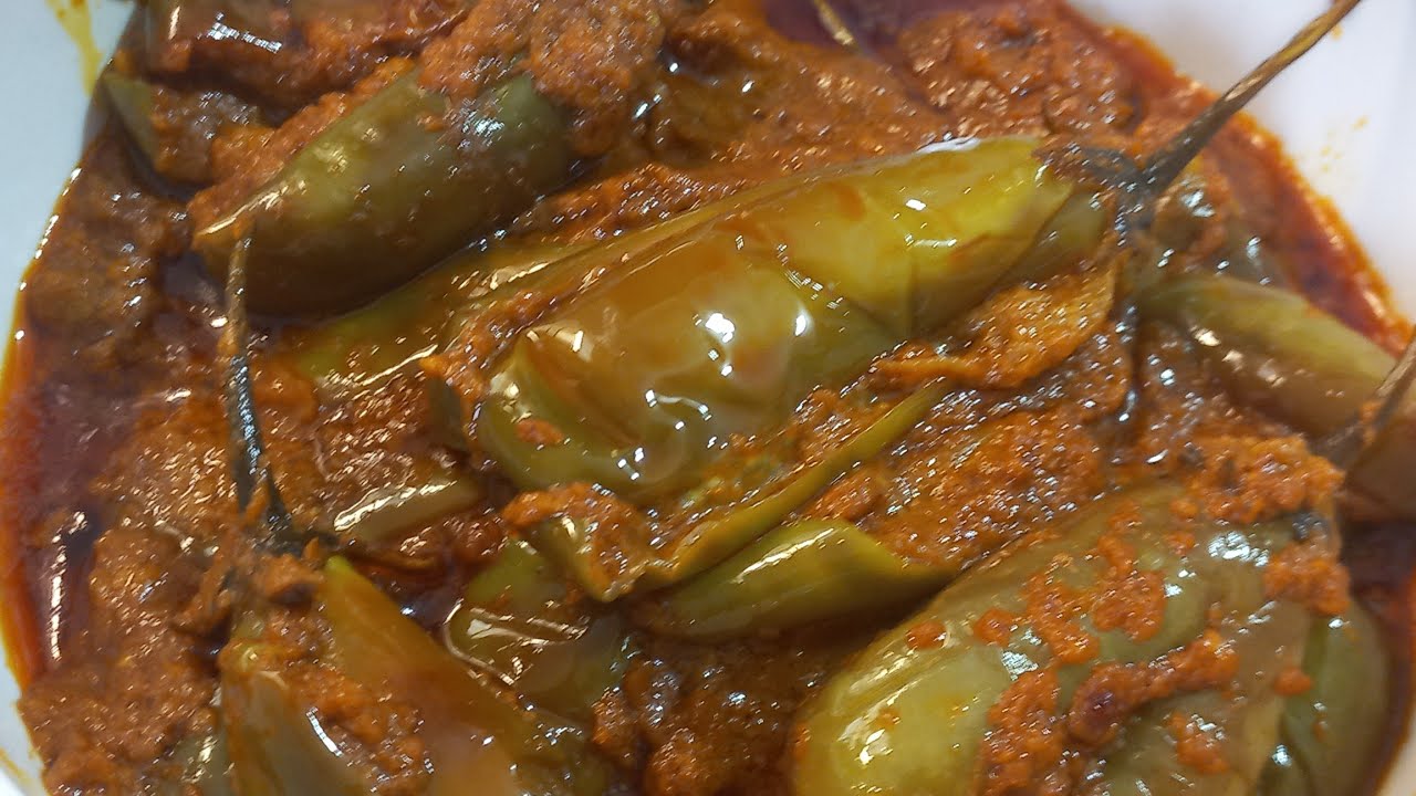 ఆంధ్ర స్పెషల్ మసాలా గుత్తి వంకాయ కూర simple stuffed brinjal curry....