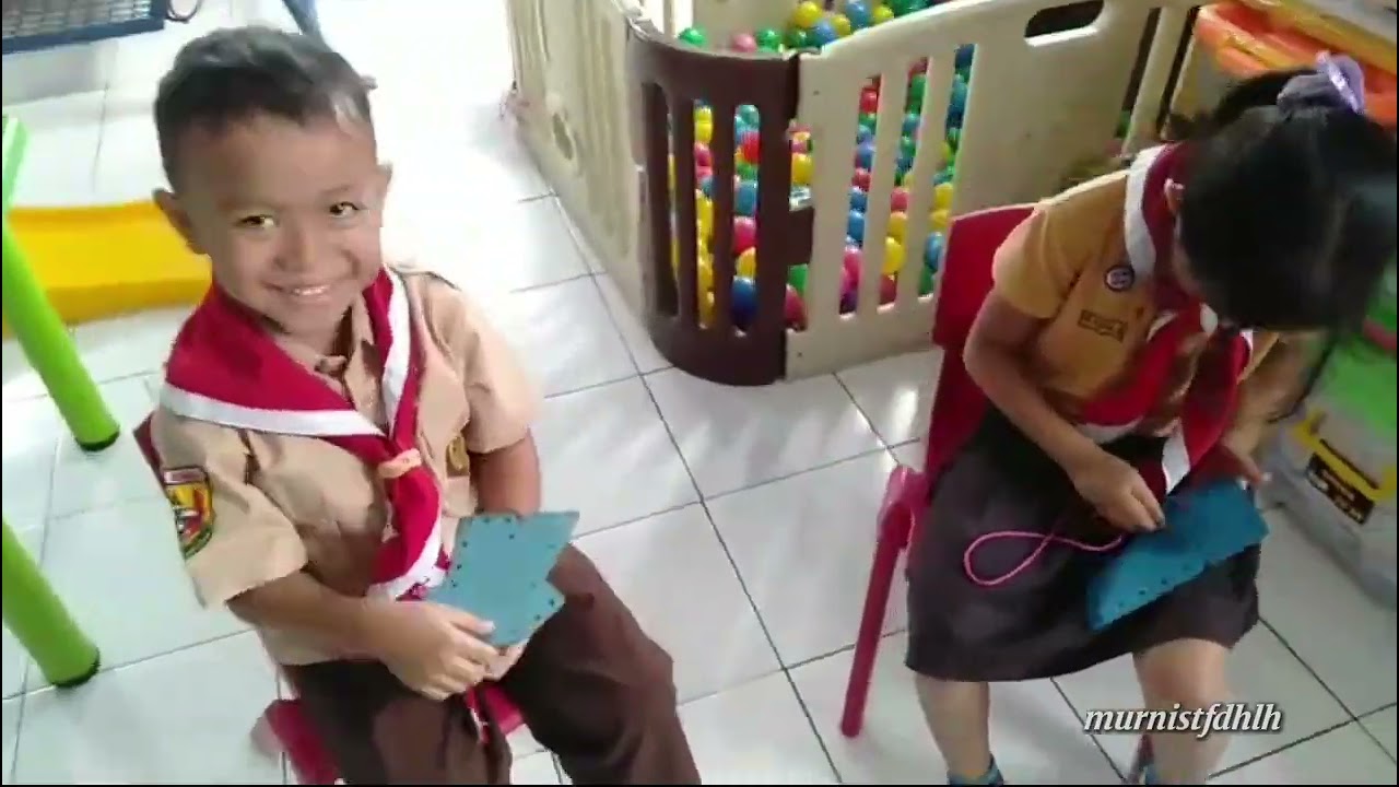 Kelas A | bermain peran 