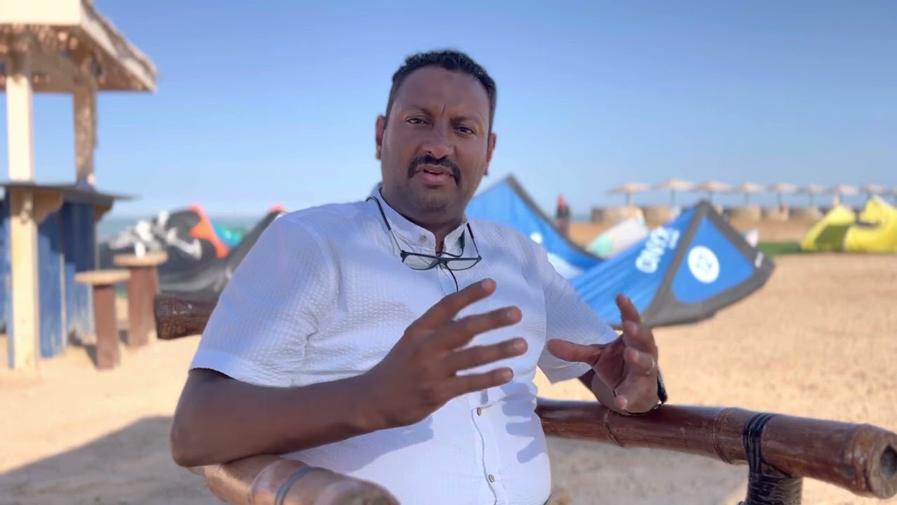 طموحك بأيدك