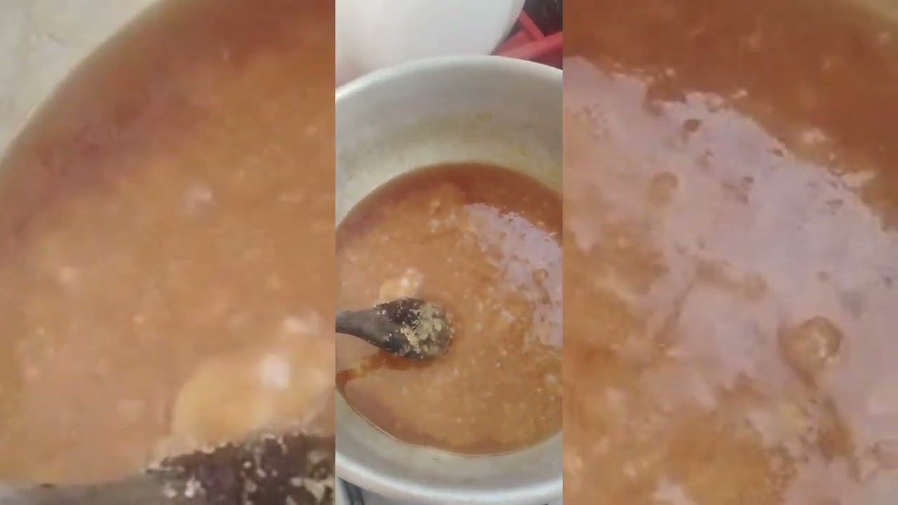 Doce de mamão em calda.