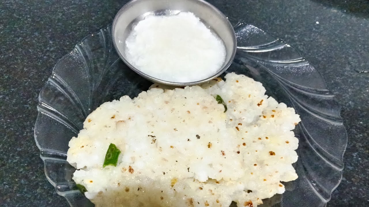 Making of a#SabudanaThalipeeth#UpvasSpecial #VratRecipes #MaharashtrianFood#IndianCuisine#HomeCooked