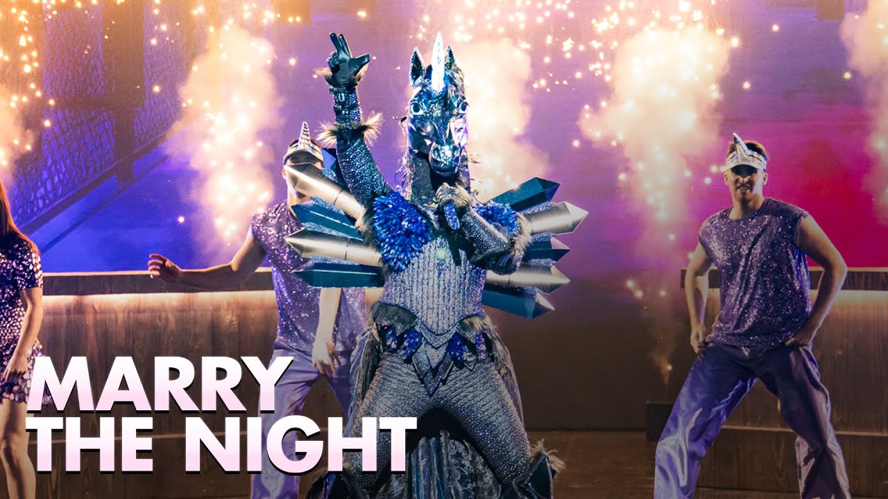 Eenhoorn - ‘Marry The Night’ | The Masked Singer | Seizoen 5 | VTM