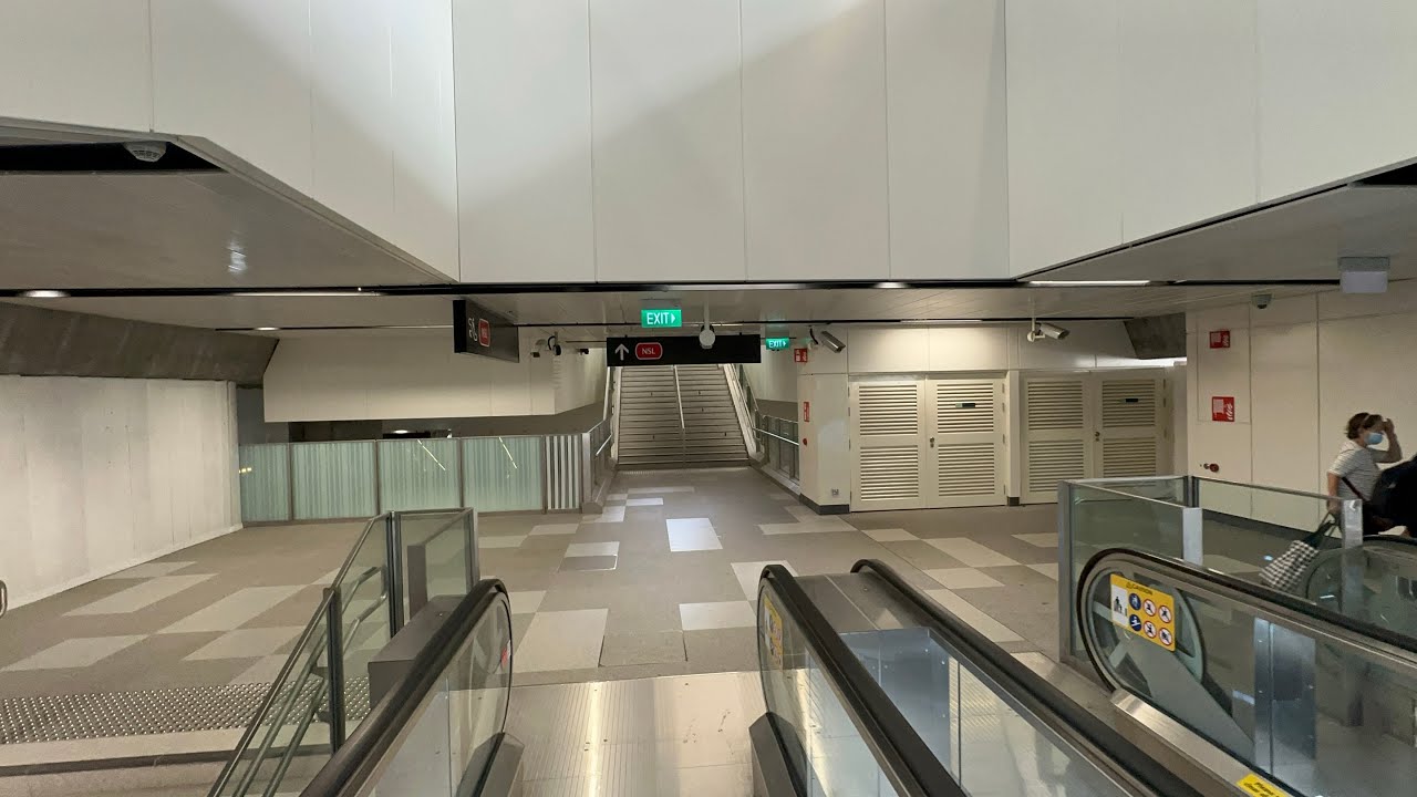 MRTravels: New Escalators & Lifts @ Choa Chu Kang