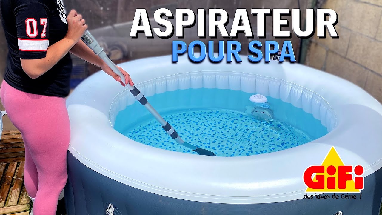 Un aspirateur pour spa jacuzzi de chez GIFI nettoyer le fond de son spa