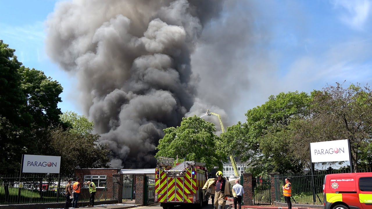 HUGE FIRE DESTROYS BUILDING! On scene: Paragon fire -  Leicestershire Fire and Rescue Service