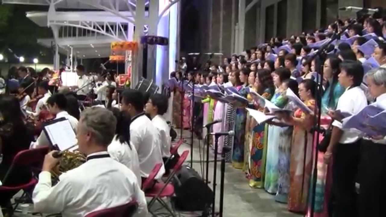 Nữ Vương Hòa Binh [Hải Linh]