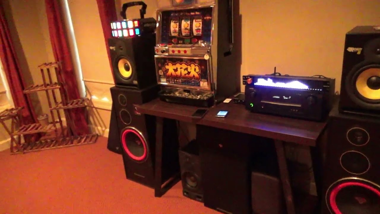 Cerwin Vega VE-12: HOME - Resonance