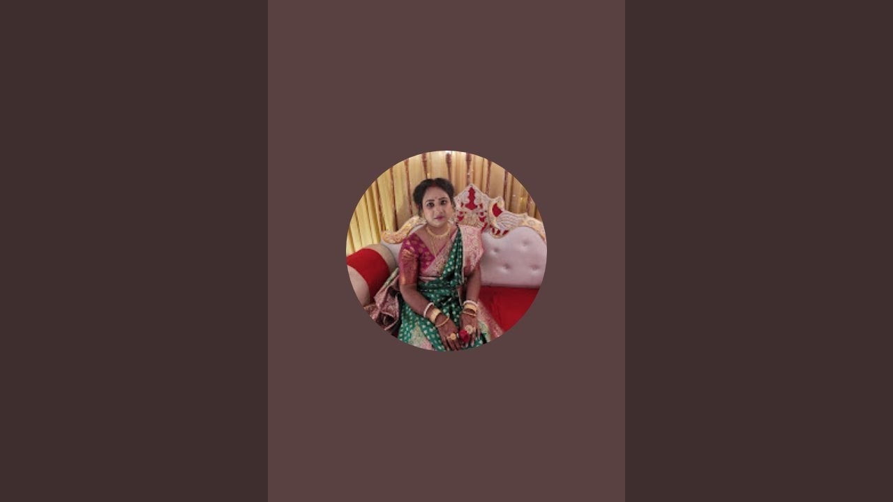 দুপুরে গল্পের আসরে বসেছি