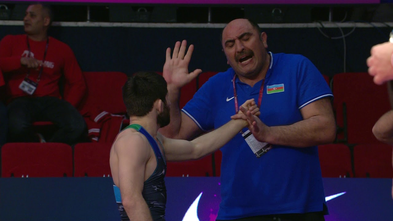 BRONZE GR - 63 kg: S. GALSTYAN (ARM) v. T. MAMMADOV (AZE)