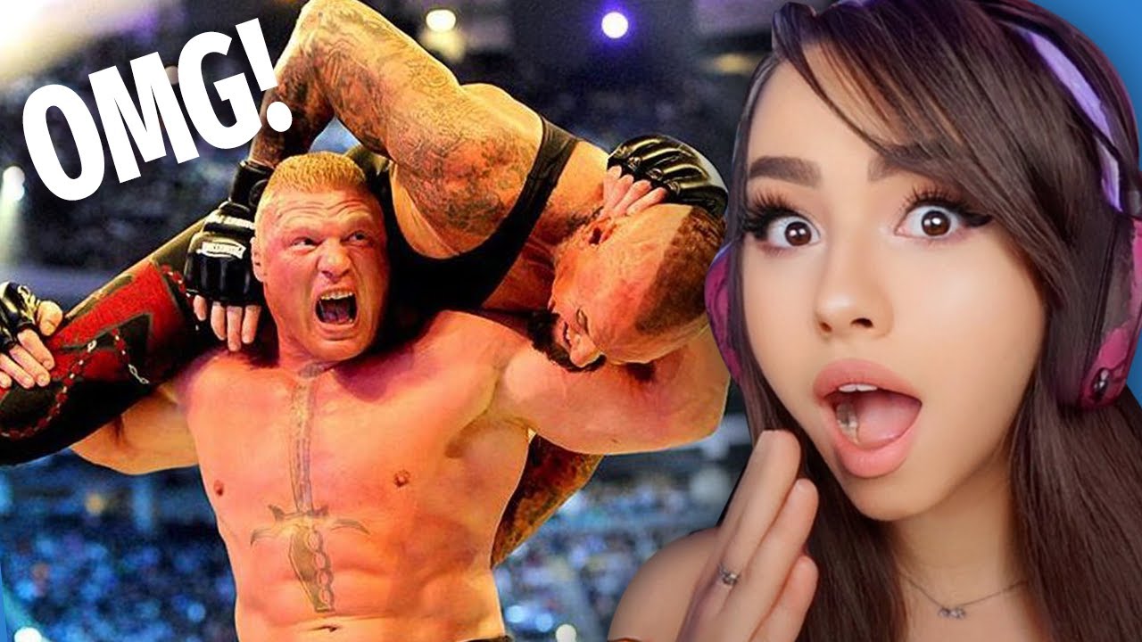 Девушка смотрит самые напряженные моменты WWE РЕАКЦИЯ!!!