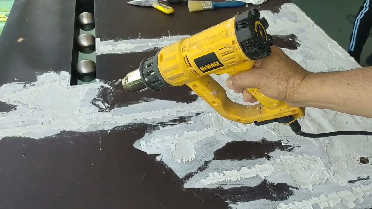RESTAURACION DE MUEBLE EN MADERA CON CARCOMA O GORGOJO .