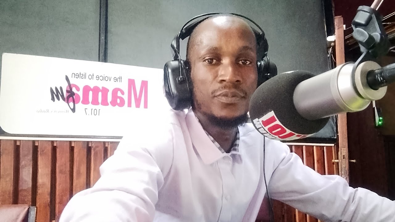 Program Oluganda Makula ku Mama FM 101.7 Buli lwa Monday n'olwokubiri sssawa 9pm-11pm.
