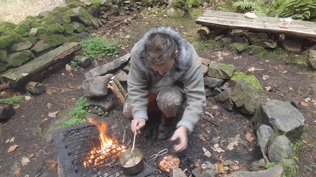 Vaření v přírodě : Buřtguláš
