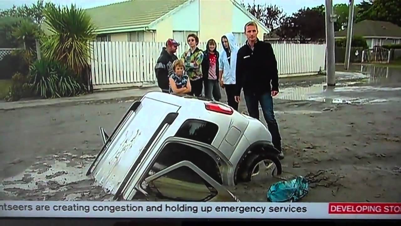 Christchurch Earthquake (22.02.2011) - Liquefaction & Road Damage