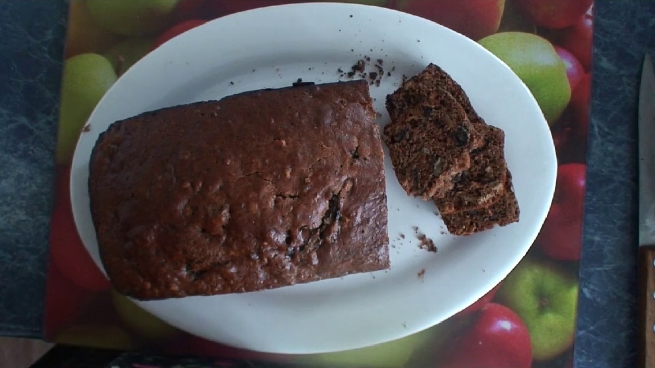 Рецепт: Постный кофейный пирог с черносливом и орехами