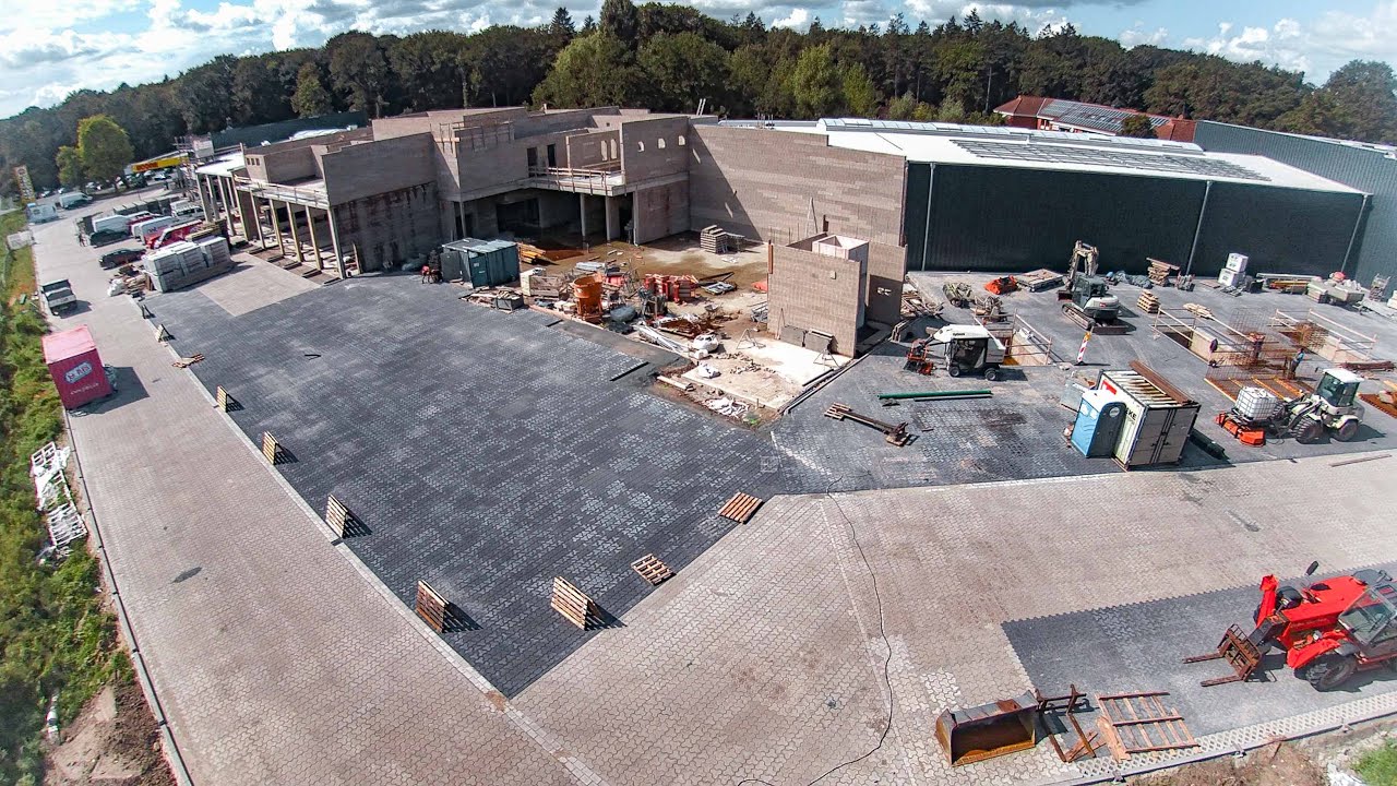 Zeitraffer Baustelle: Mercedes-Benz & Iveco Autohaus