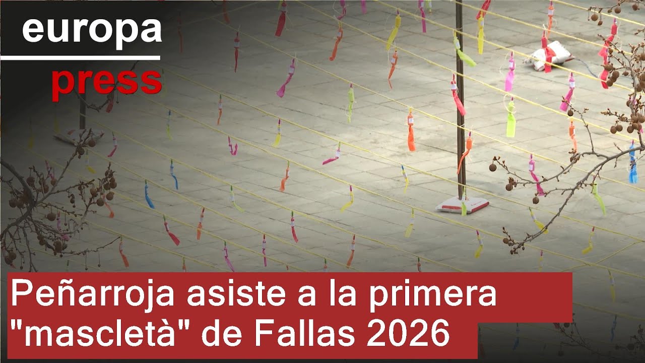 Peñarroja acude a su cita con la primera 'mascletà' de las Fallas 2026