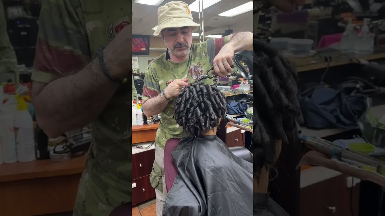 Make old school hairstylists great again👏🏿👏🏿#foryou #oldschool #hairstyles #naturalhair #curlyhair