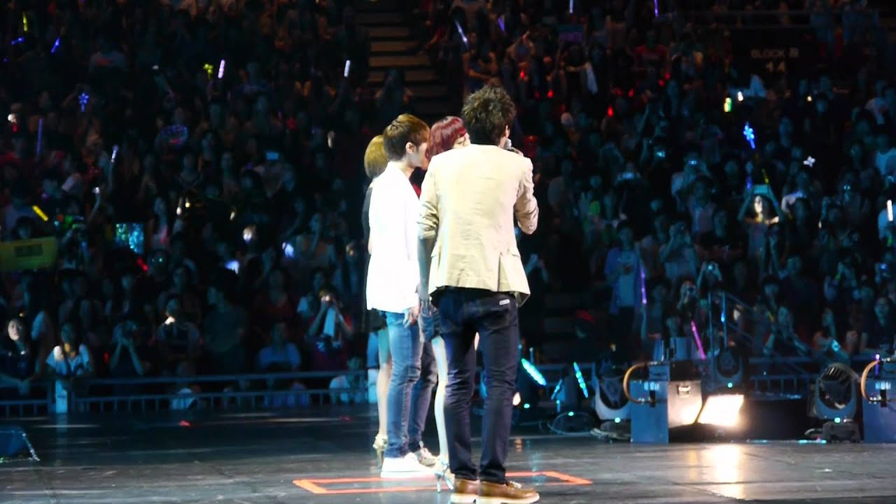 2012-06-23 MUSIC BANK IN HONG KONG _ SP