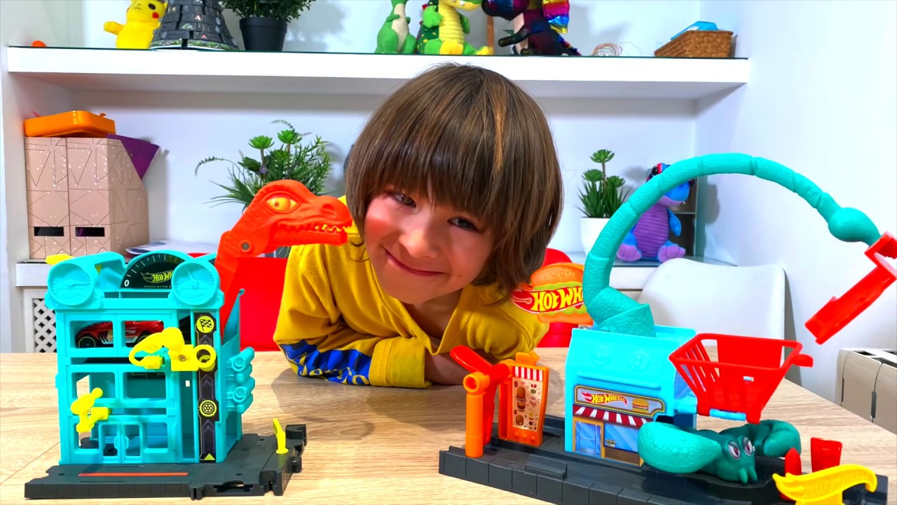 ATAQUE del ESCORPION y DINO ataque al Garage de HOT WHEELS city