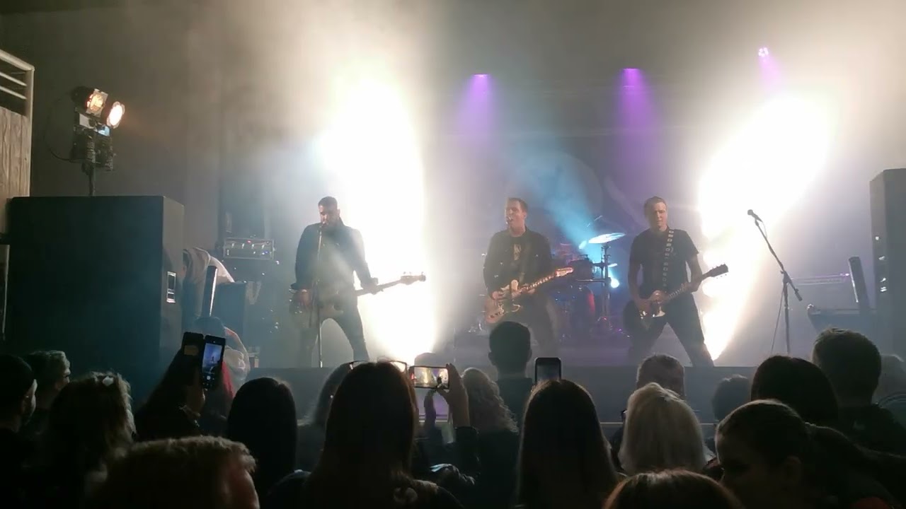 NOHOW + b&yacute;val&iacute; členov&eacute; - 20 let - 14.4.2023
