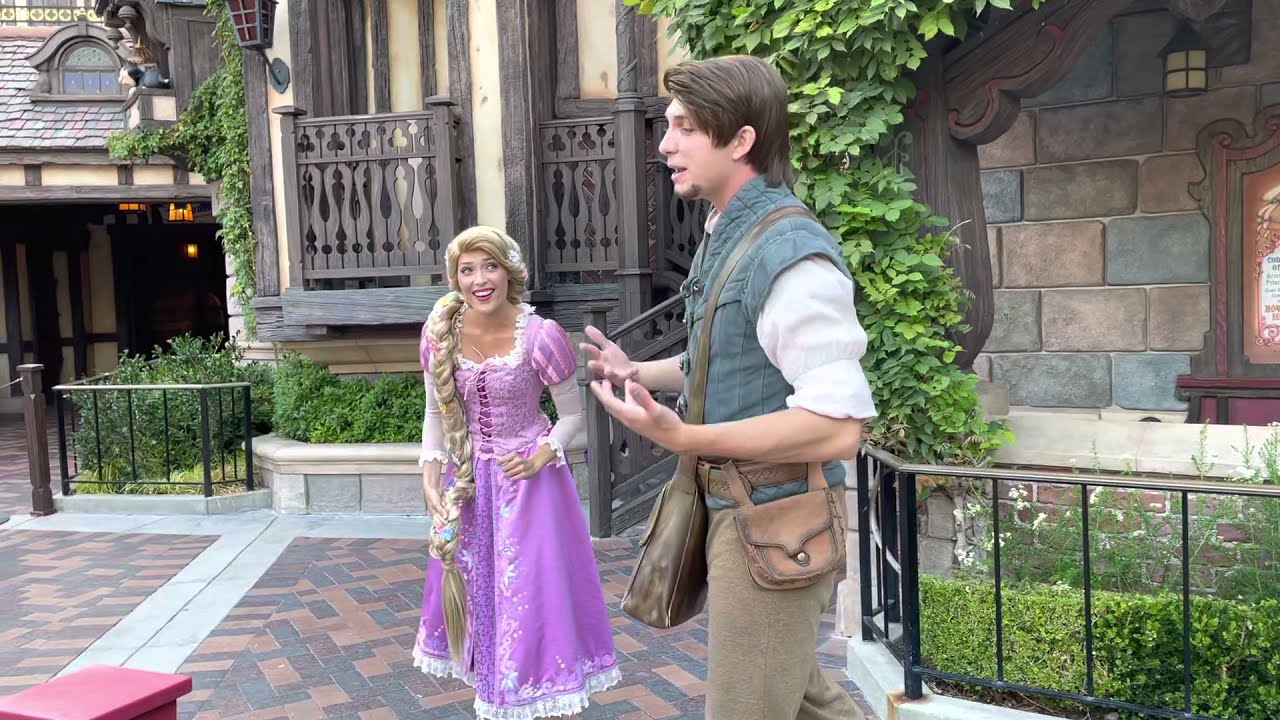 RAPUNZEL does a perfect Maximus impression! // Disneyland