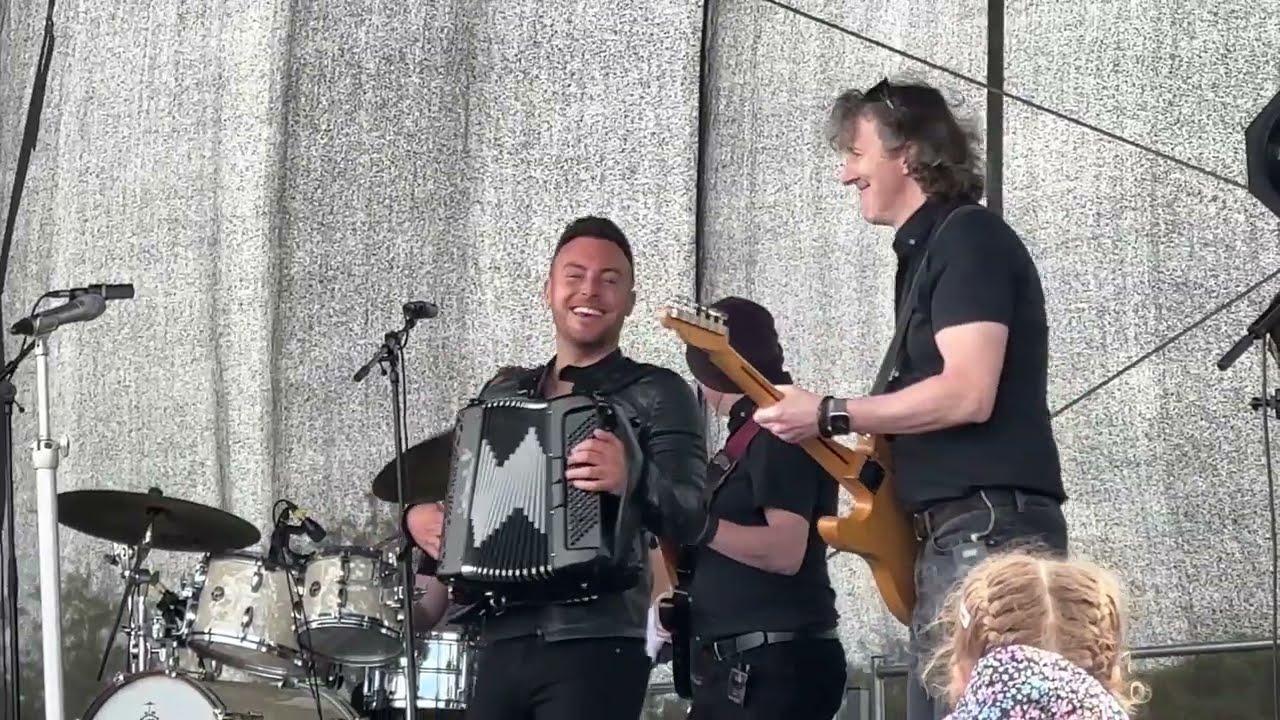 Nathan Carter  singing 'Home to Donegal' live at 'Cut Loose Music Festival' on July 16, 2023