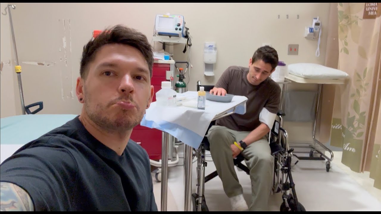 Emergency Room Adventures with my husband!  ||  Husband & Husband Vlog #432