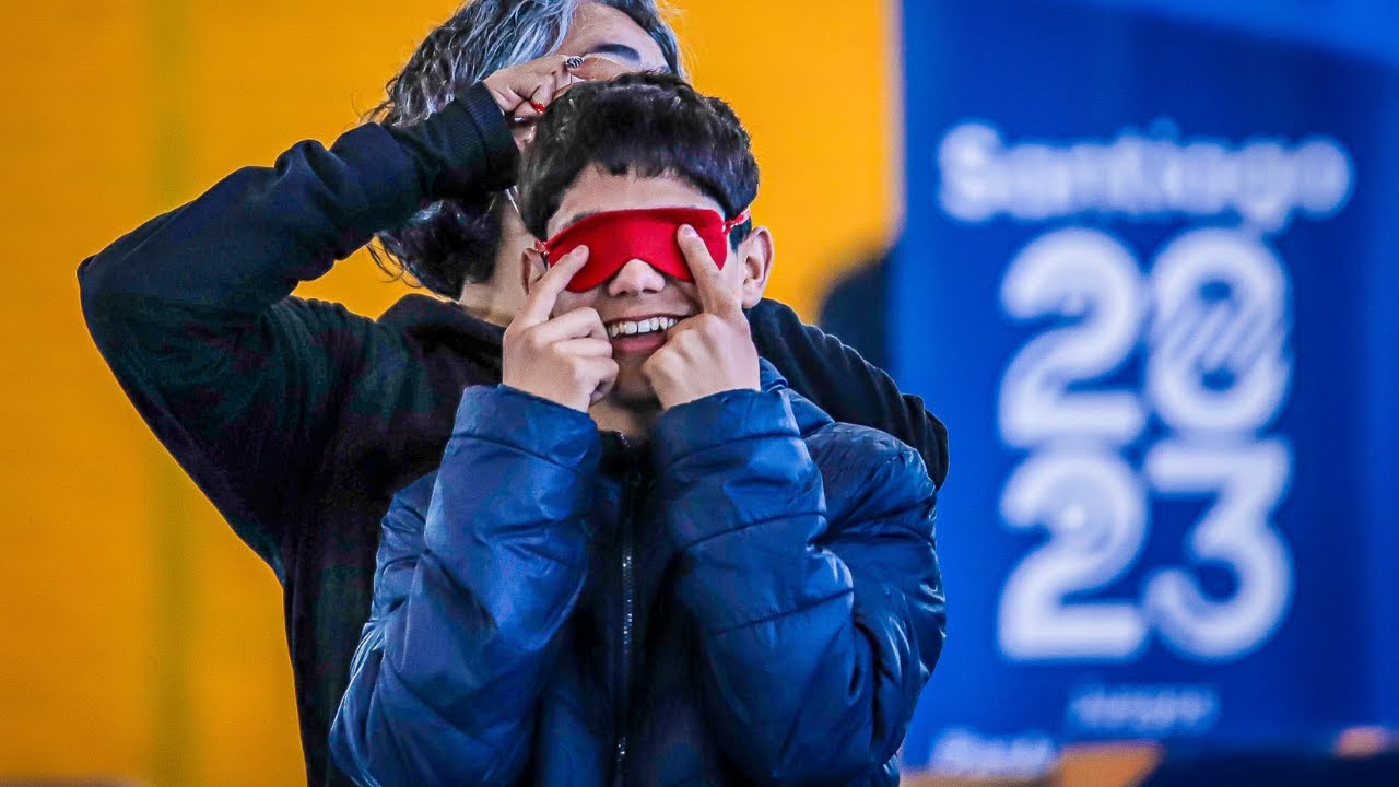 EN RESUMEN: Estudiantes disfrutan del deporte en Santiago 2023