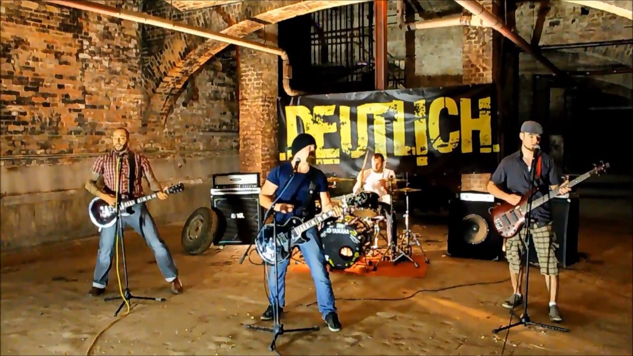 DEUTLICH - Buch zum Schließen (Official Video)
