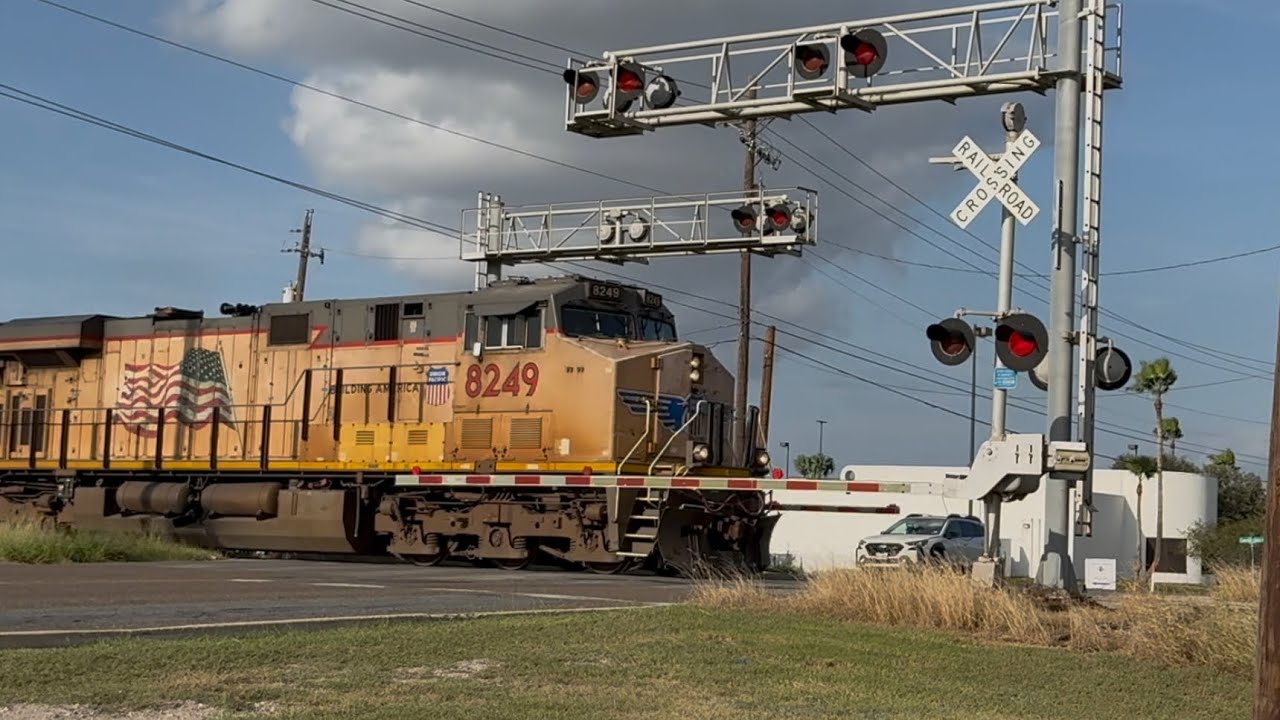 UP 8249 C45AH lead’s M-EWOL manifest in Harlingen, TX | Camelot Drive |