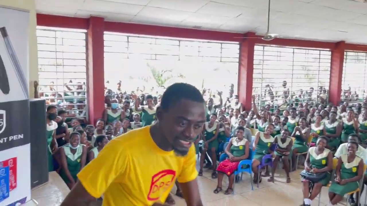 Kwadwo Nkansah Lilwin  got to Frafraha Community snr High in Accra with Dps and it was  Maaaaad🔥🔥