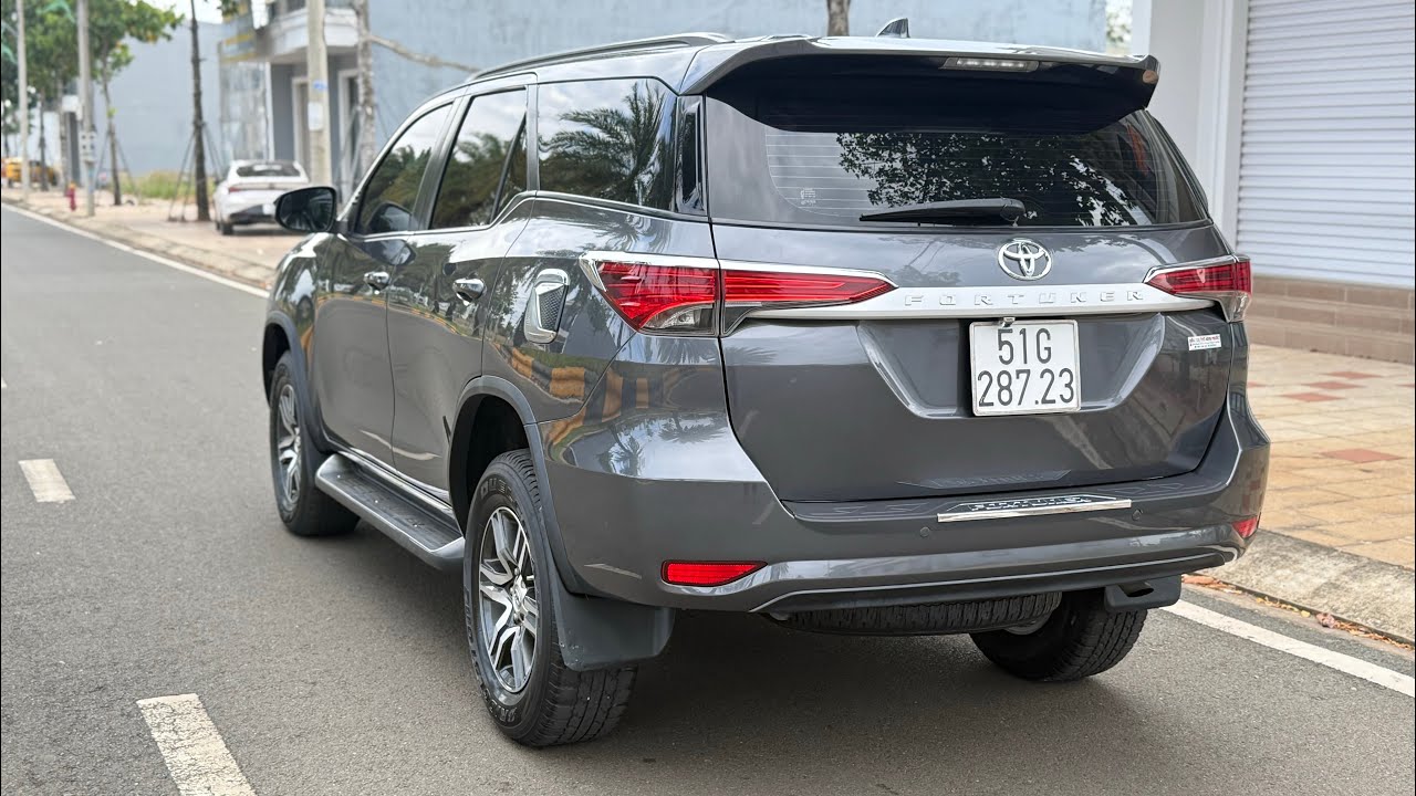 Fortuner 2016 số sàn Form mới, xe cọp lốp zin theo xe cả dàn, LH: 0977800362 Em Dương