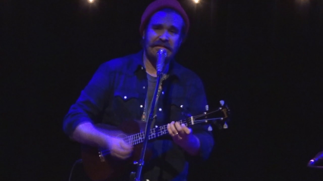 Red Wanting Blue - 