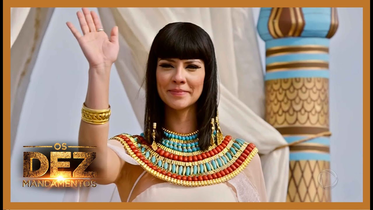 Nefertari se despede de todos do Palácio e parte para Waset |  OS DEZ MANDAMENTOS