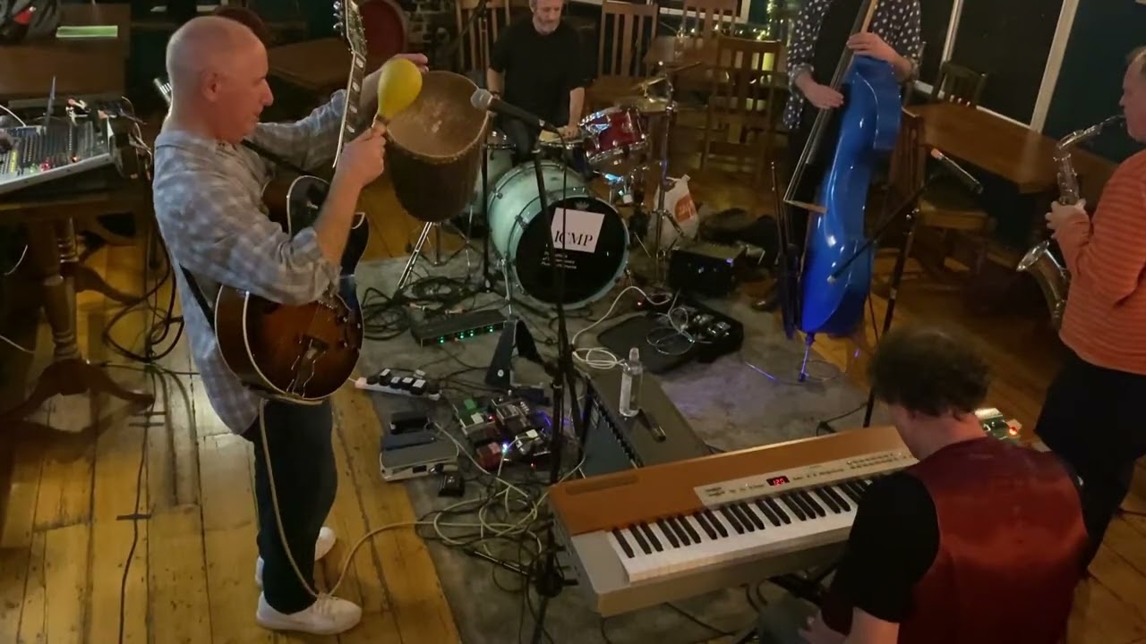 Taverner's Teapot (quintet) play The North London Tavern, Kilburn on the   29 10 25