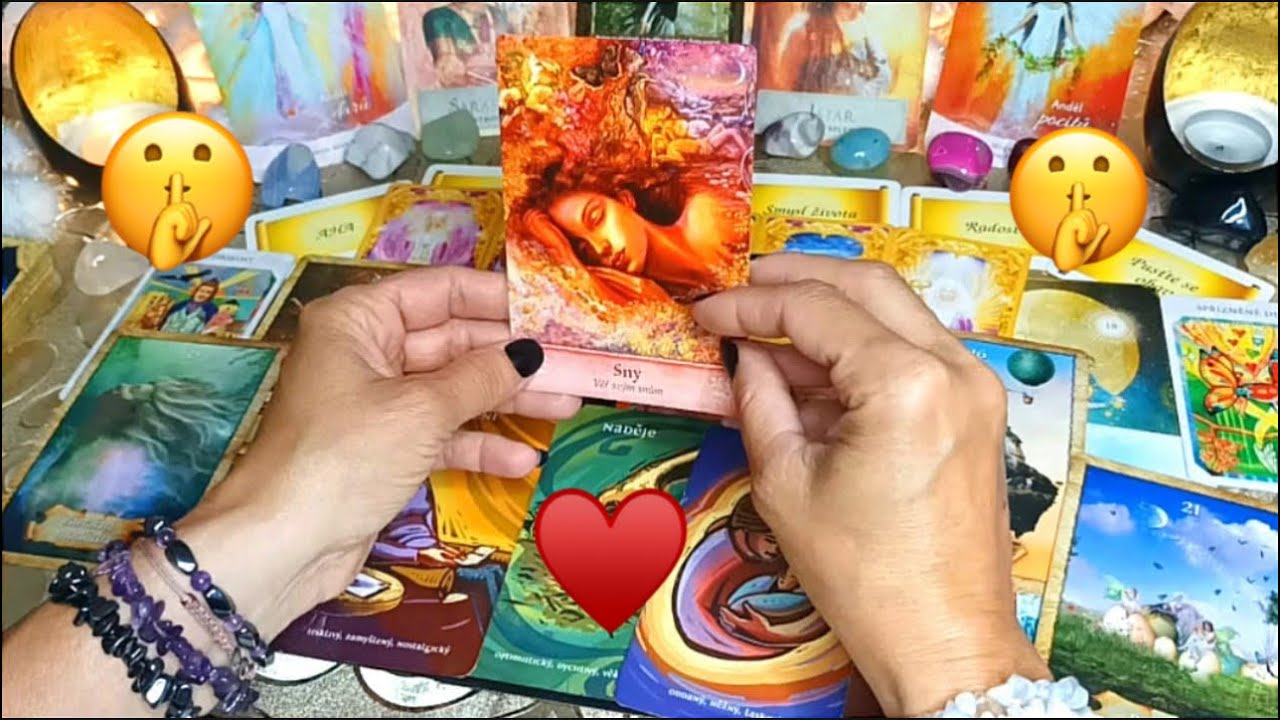 ♥️🤫TAJNÝ OBDIVOVATEL🤫♥️(Spřízněná duše)