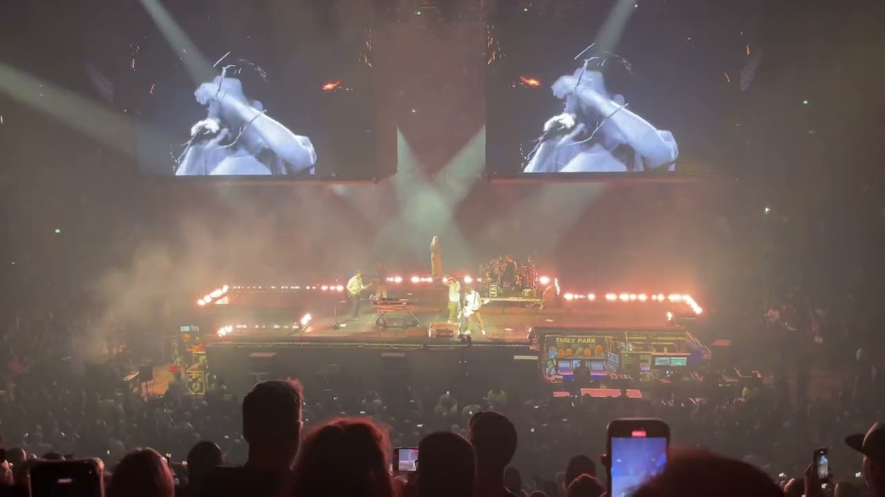 In The End (Bell Centre 08-05-25)