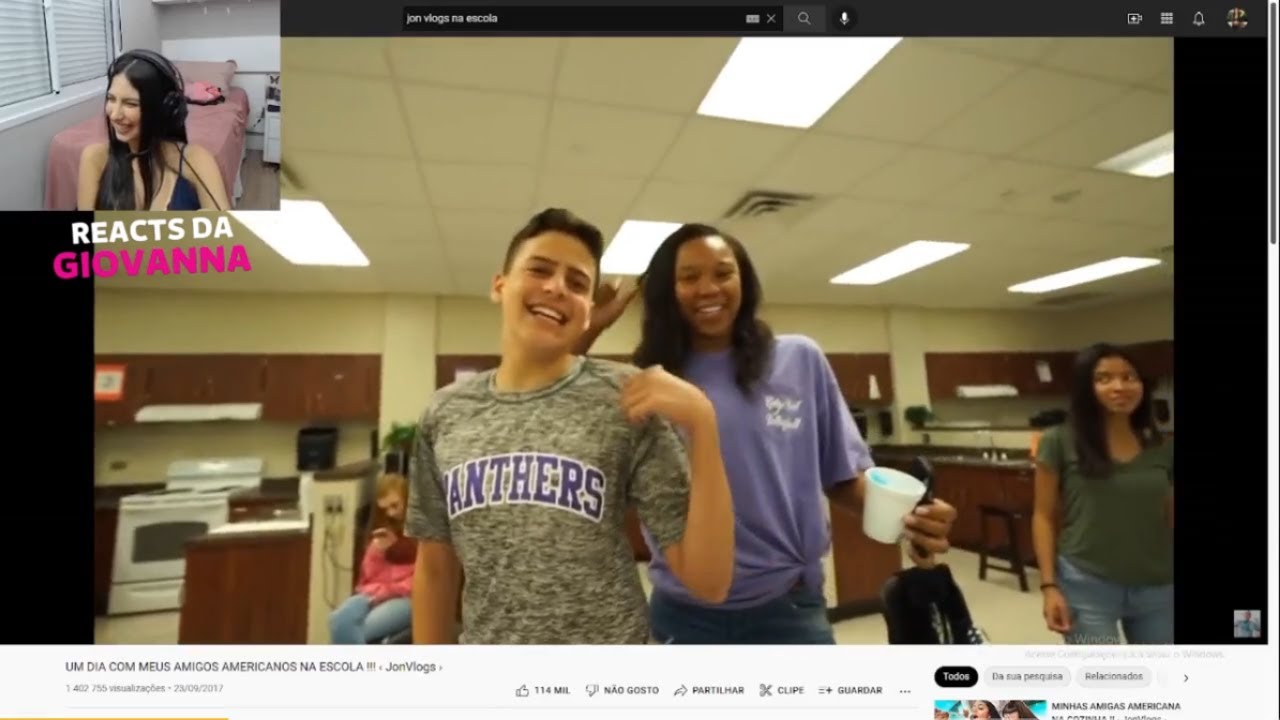 GIOVANNA REAGINDO UM DIA COM MEUS AMIGOS AMERICANOS NA ESCOLA !!! ‹ JonVlogs ›
