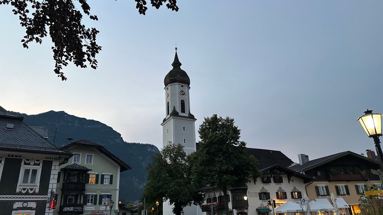 Garmisch-Partenkirchen (GAP) Einläuten eines Festtages von St. Martin.